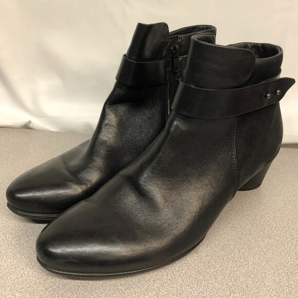 ECCO Black Leather Booties Ladies Size 40  ** - Picture 1 of 7